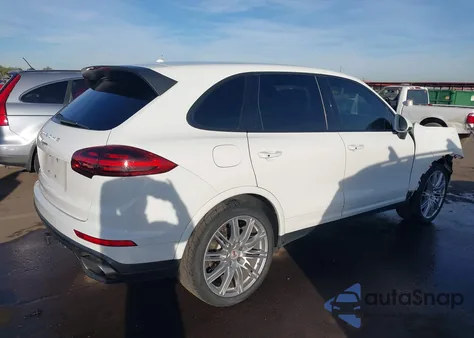 2017 Porsche Cayenne Platinum Edition z USA, uszkodzony, nr VIN WP1AA2A21HKA91128